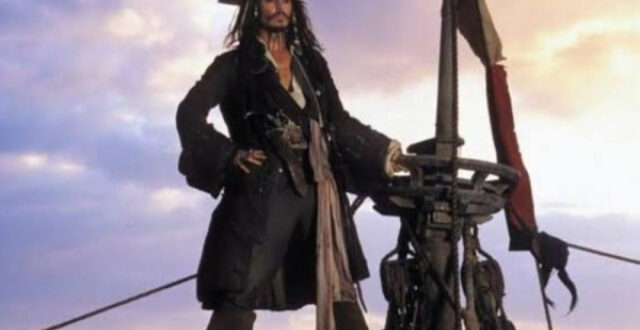 3 Film Johnny Depp dengan Topi Ikonik yang Tak Terlupakan